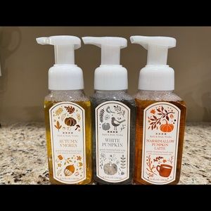 Bath & Body Works New 3 Autumn Scents Foaming Soap